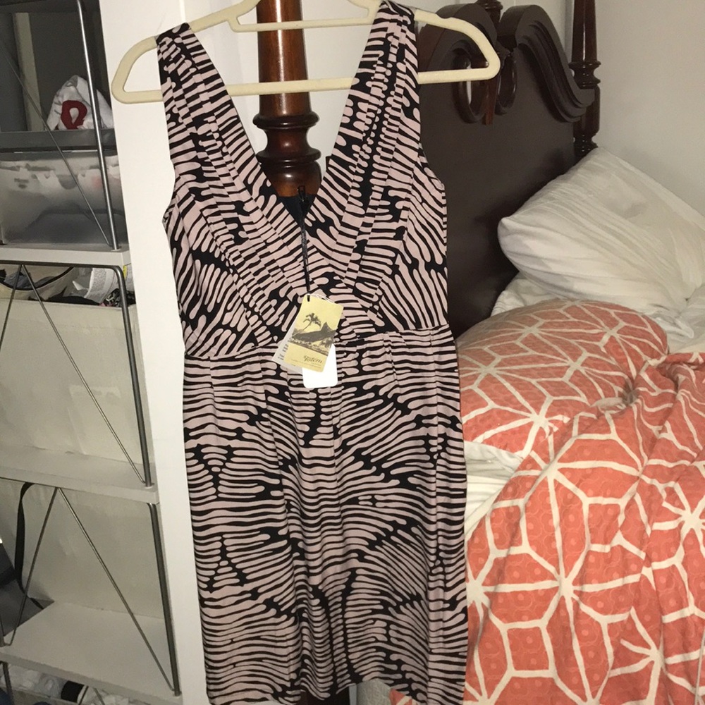 NWT Totem Print Dress